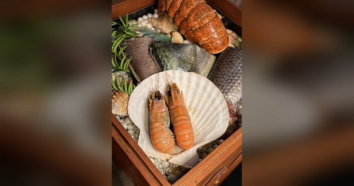 청계천 가족 모임 — 우아라 광화문점 쇼잉