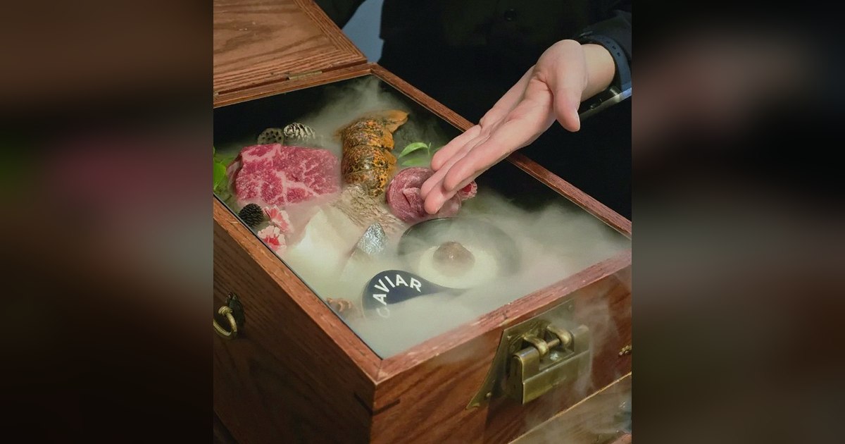 시청역 데이트 — 고우가 광화문점 쇼잉