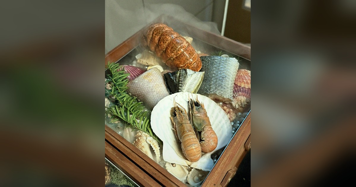 시청역 데이트 — 우아라 광화문점 쇼잉
