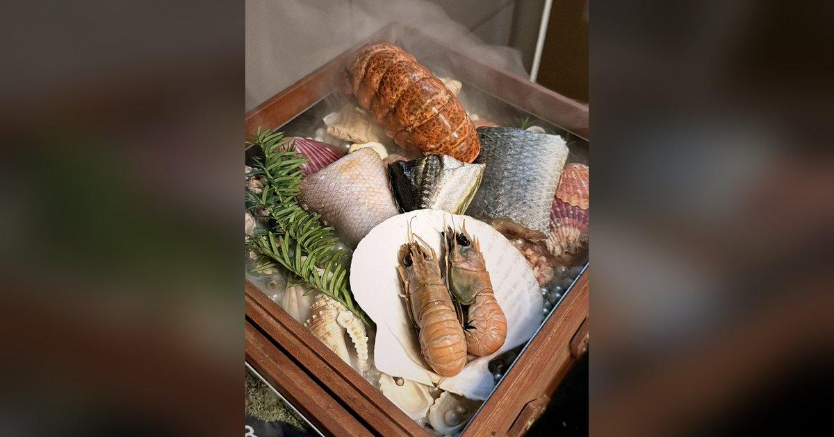 시청역 한우 오마카세 — 우아라 광화문점 쇼잉