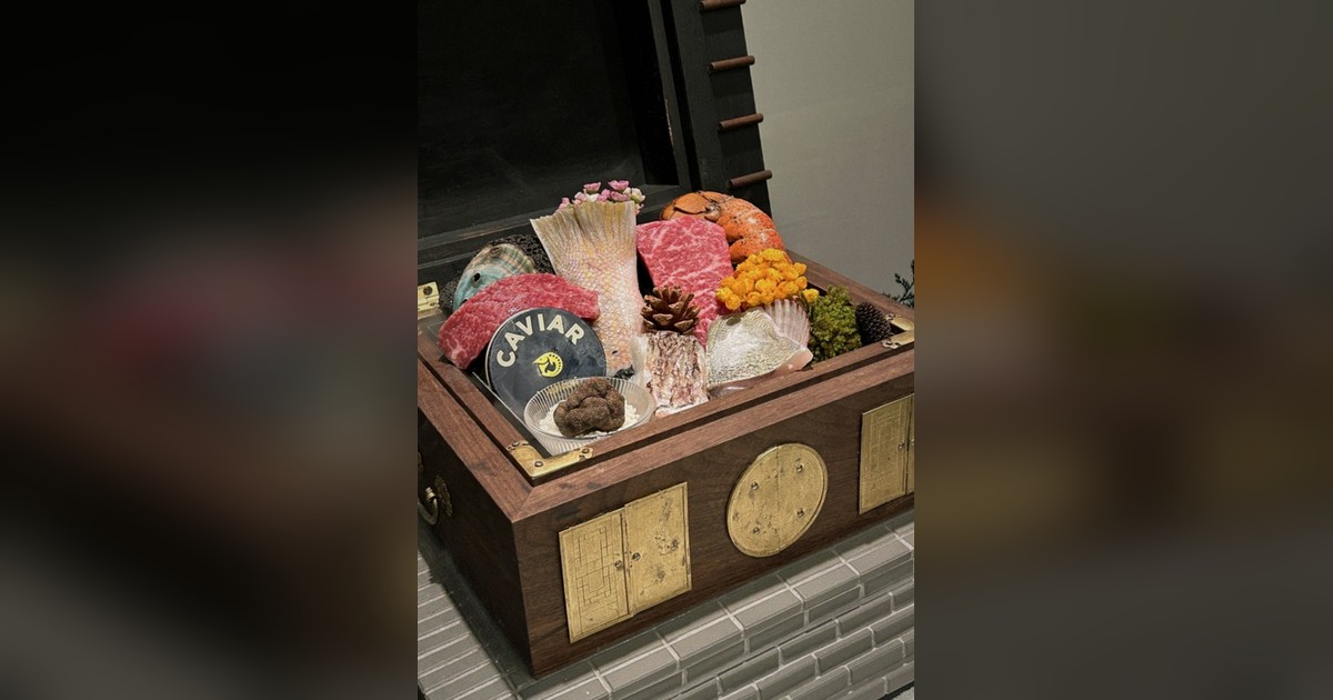 시청역 상견례 — 고우가 광화문점 쇼잉