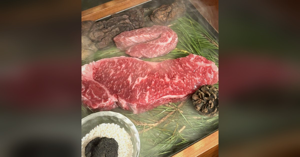 을지로입구 상견례 한정식 — 우아라 광화문점 쇼잉