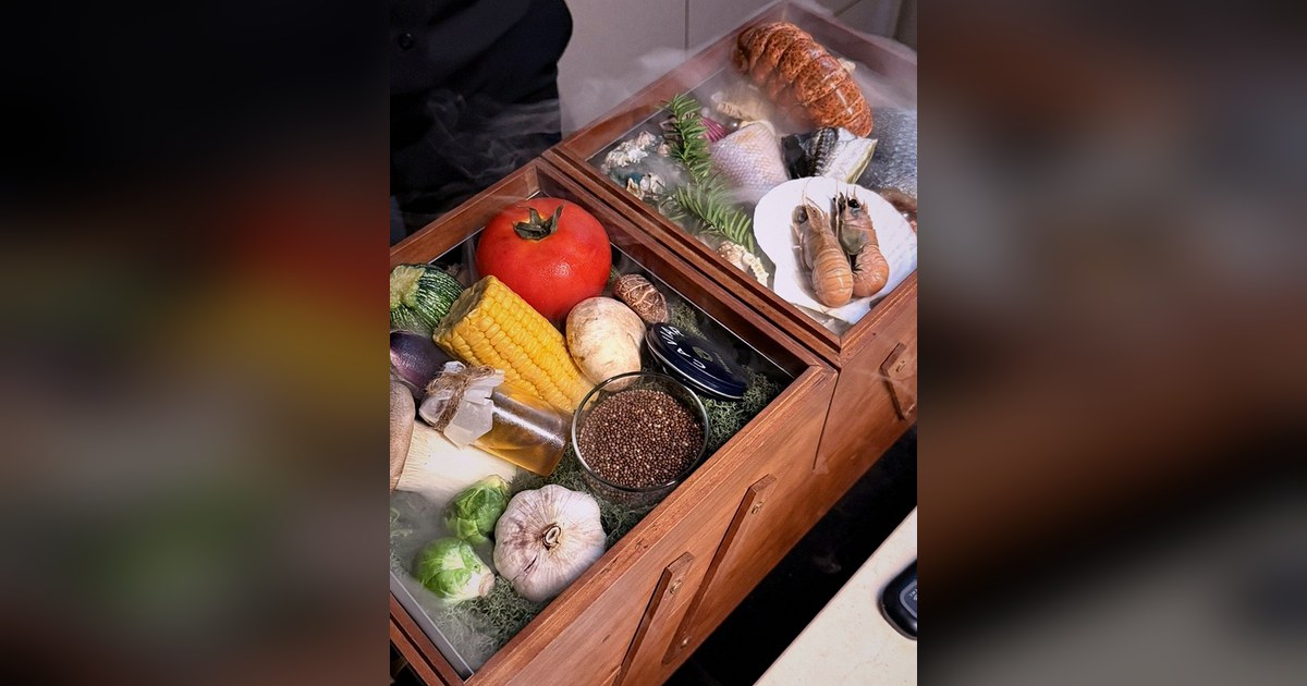 광화문역 룸식당 — 우아라 광화문점 쇼잉