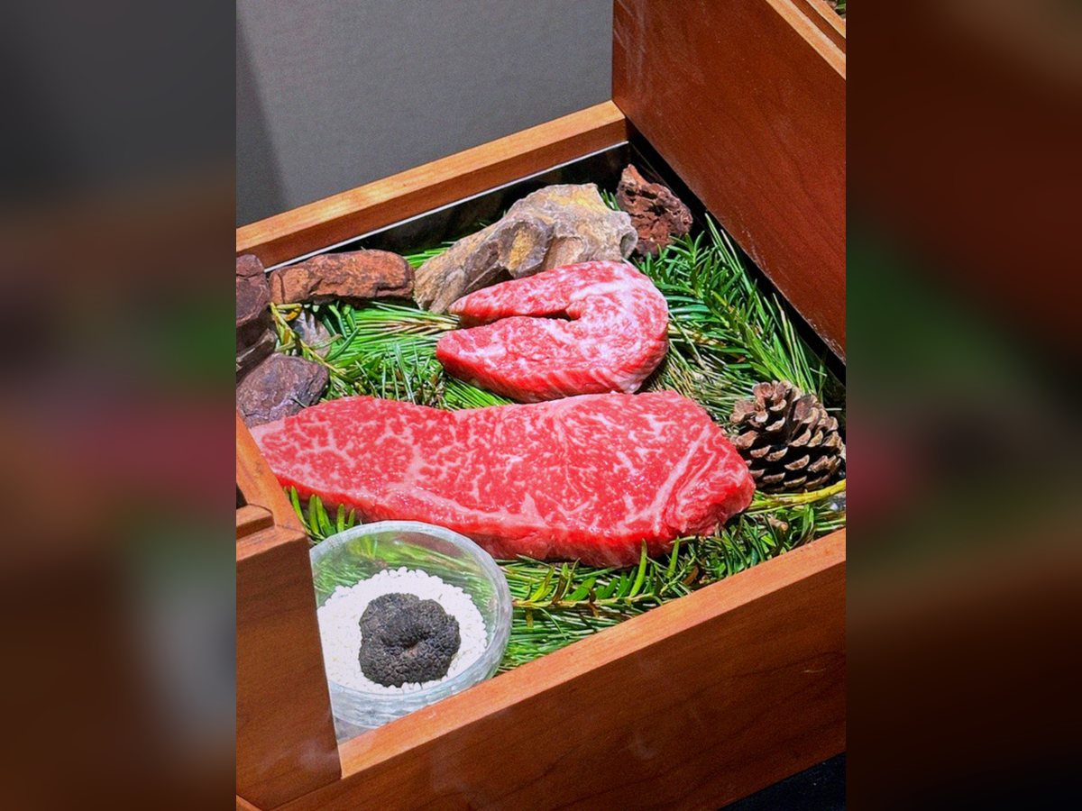 경복궁 칠순·팔순 잔치 — 프라이빗 룸 한우 다이닝