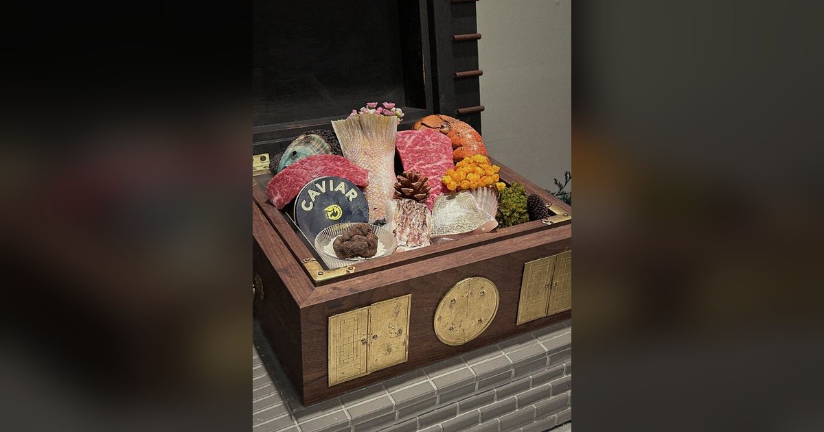 경복궁 상견례 — 고우가 광화문점 쇼잉