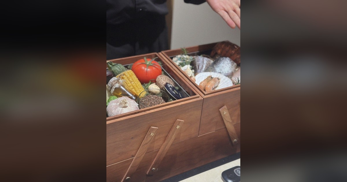 종각역 한우 오마카세 — 우아라 광화문점 쇼잉