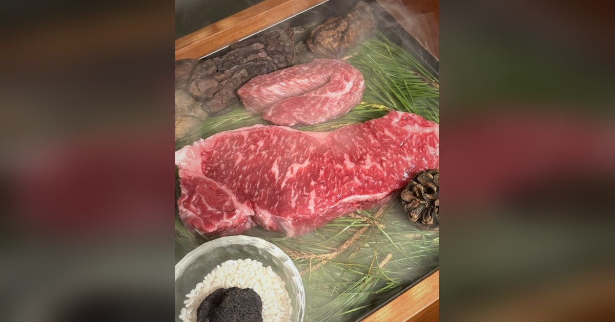 명동 가족 모임 — 우아라 광화문점 쇼잉
