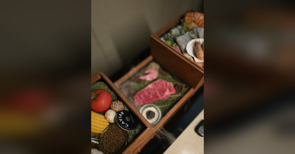 서울 상견례 — 우아라 광화문점 쇼잉