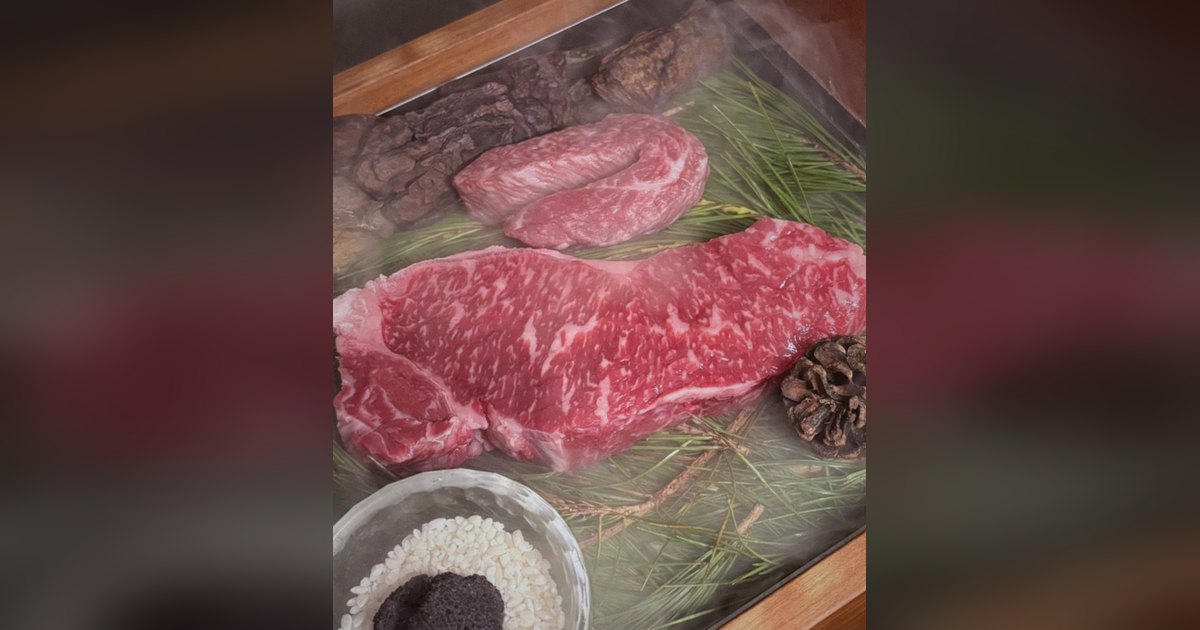 서울역 가족 식사 — 우아라 광화문점 쇼잉