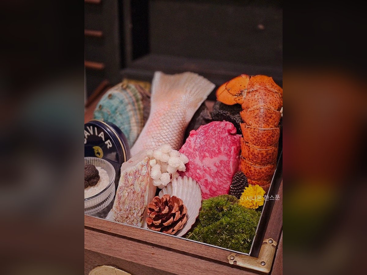 역삼 룸식당 — 프라이빗 룸 한우 다이닝
