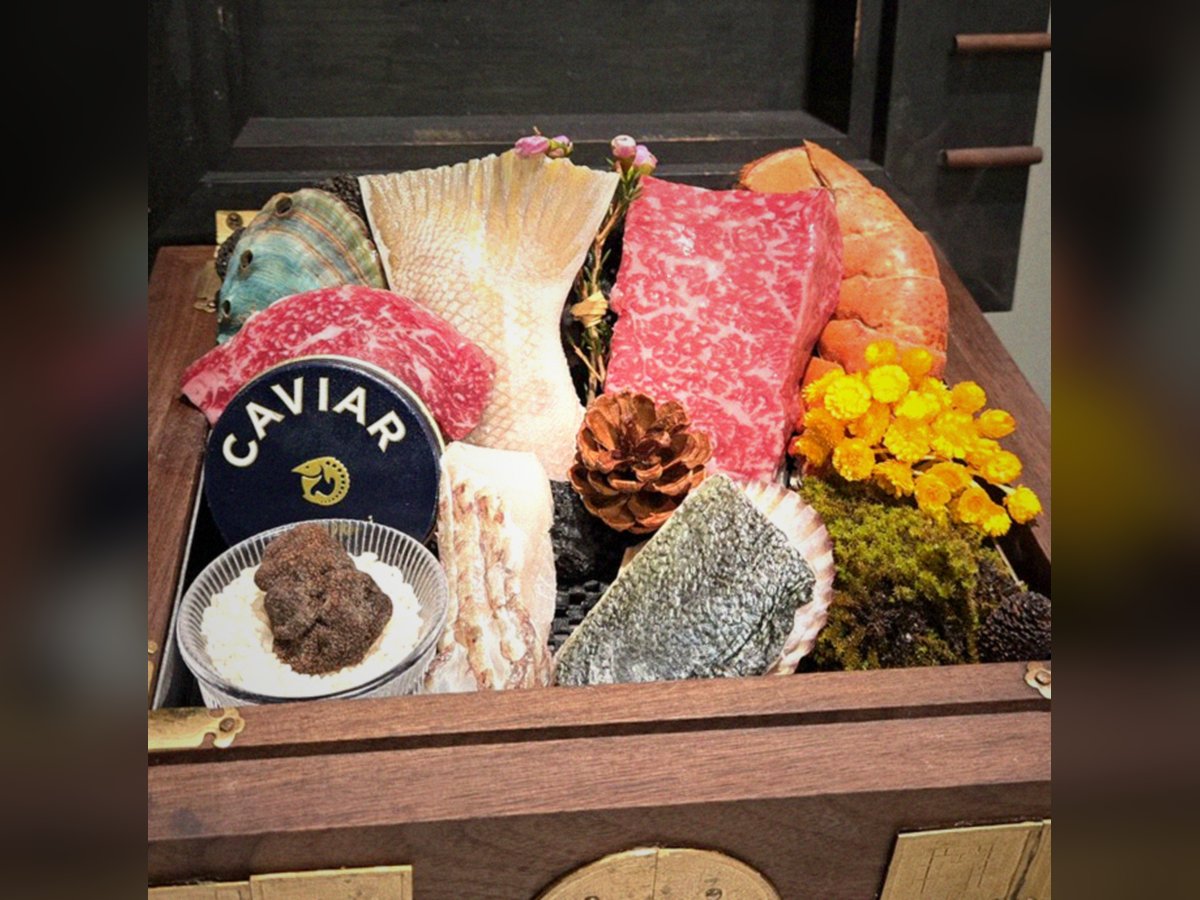 역삼역 룸식당 — 프라이빗 룸 한우 다이닝